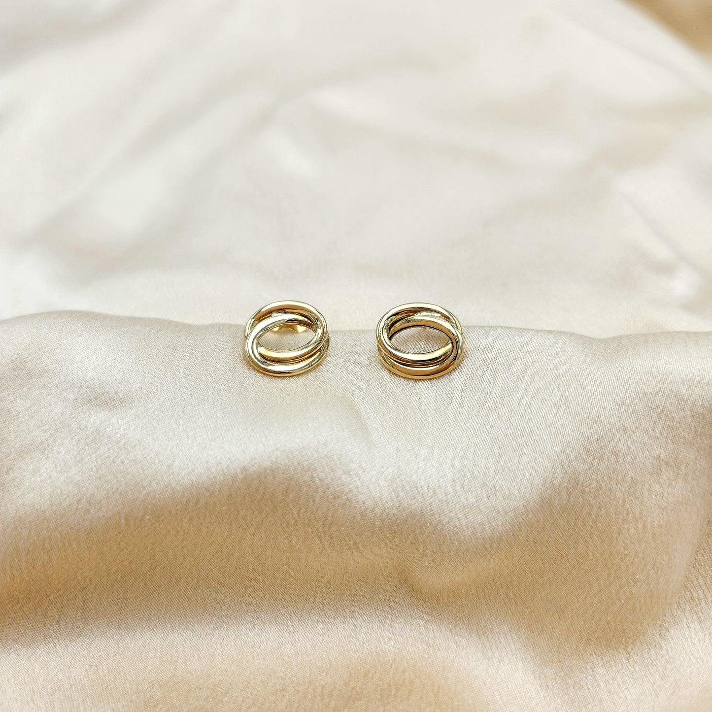 Double Oval Stud Earrings Gold